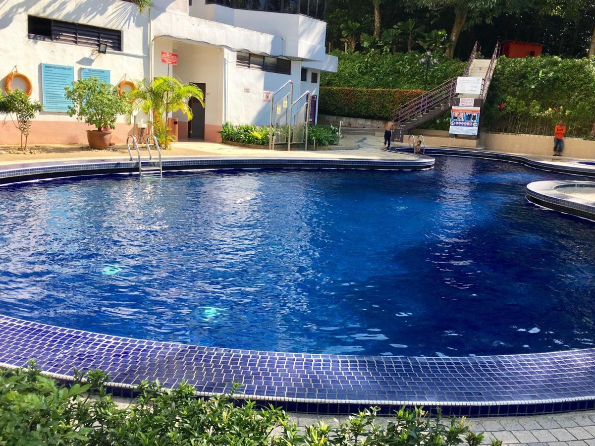 The Ferringhi Seaview Apartment Batu Feringgi Exterior foto