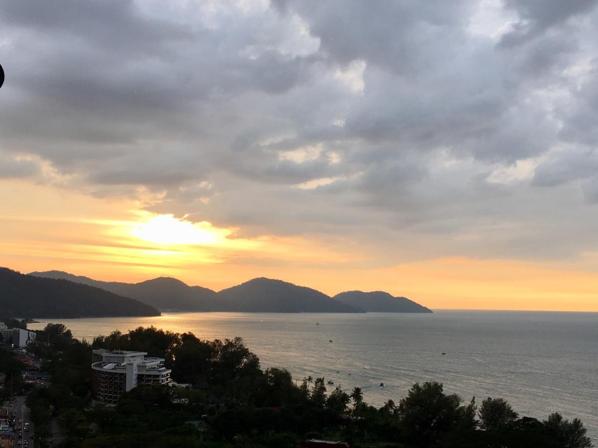 The Ferringhi Seaview Apartment Batu Feringgi Exterior foto
