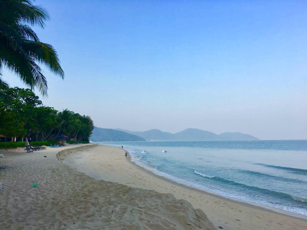 The Ferringhi Seaview Apartment Batu Feringgi Exterior foto